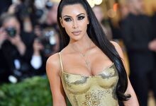 Kim Kardashian, Christy Turlington e Eva Chen usam produtos de beleza portugueses