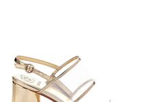 Sandálias, €87,50, Guess 