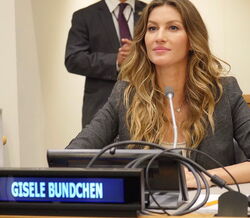 Ministra da Agricultura de Bolsonaro acusa Gisele Bündchen de ser “má brasileira”