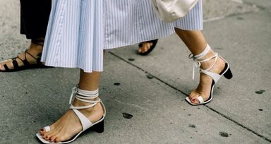 Como manter os pés bonitos para usar sandálias 