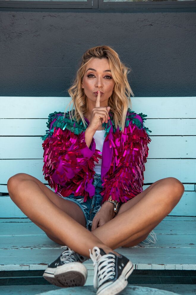 Casaco, Asos | T-shirt, James Perse | Calções, Levi’s | Maquilhagem: Ana Filipa