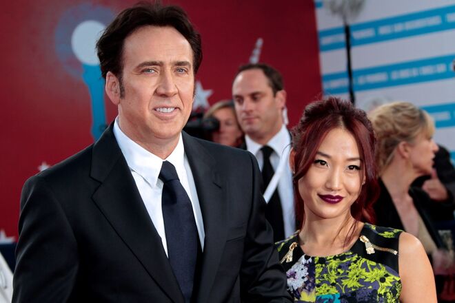 Kal-El | Pais: Nicolas Cage e Alice Kim
