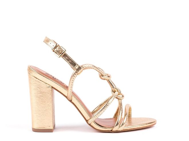 Sandálias, €49,90, Zilian