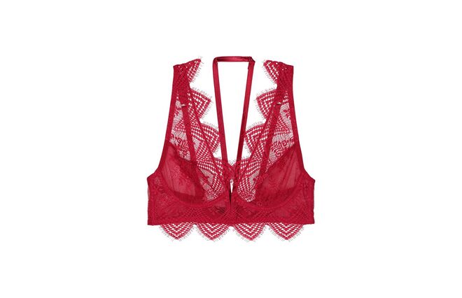 Soutien balconette Paola em renda vermelha, €35,99, Intimissimi
