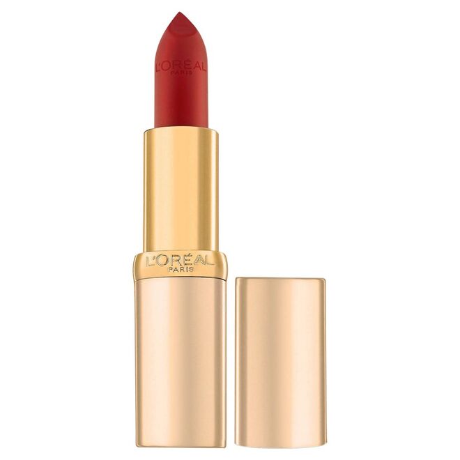 Peles morenas | Batom Color Riche na cor Perfect Red, €18,55, L’óreal Paris