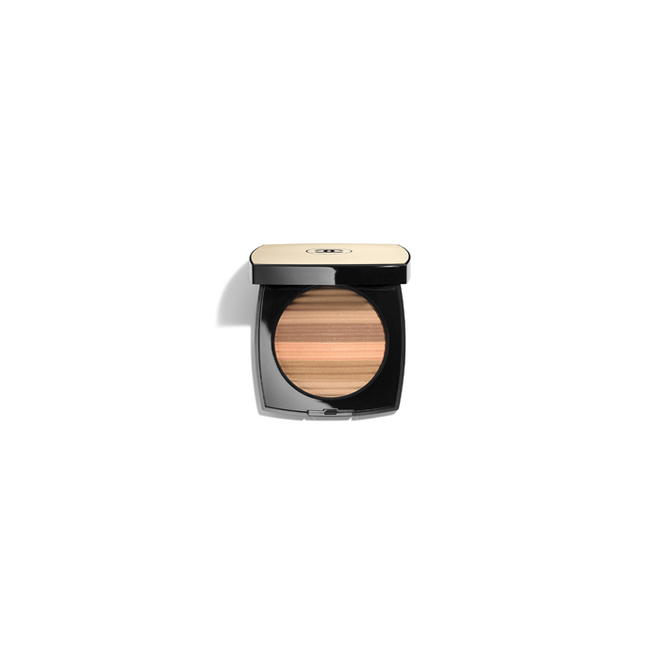 Les Beiges Harmonie Poudres Lumière Belle Mine, €57, Chanel
