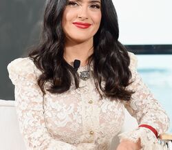Salma Hayek faz 52 anos