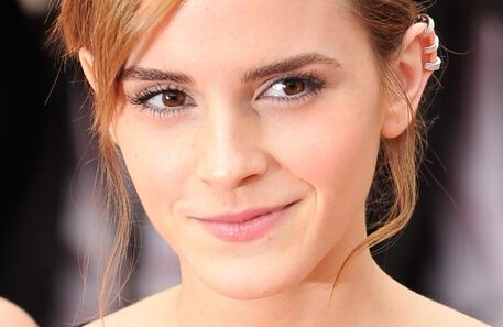 O piercing na orelha está de volta