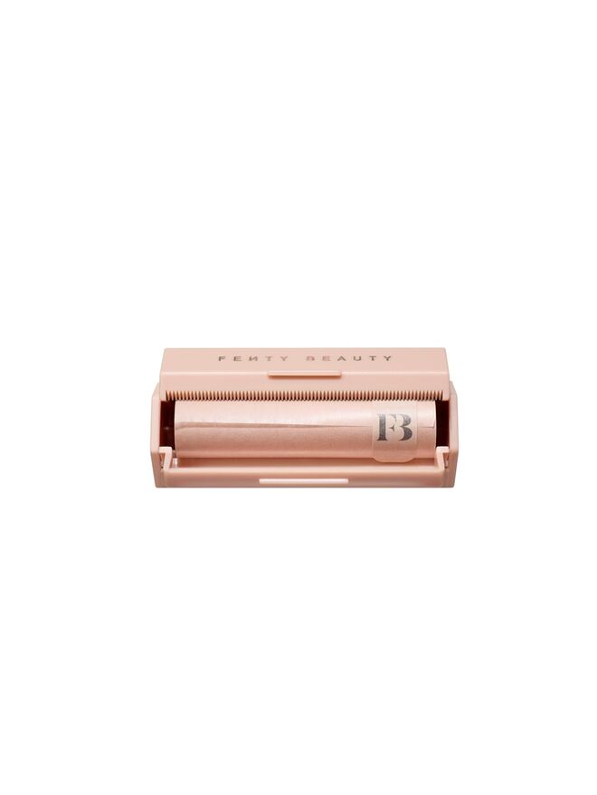 Invisimatte Blotting Paper and Refill, €9,55, Fenty Beauty, na Sephora