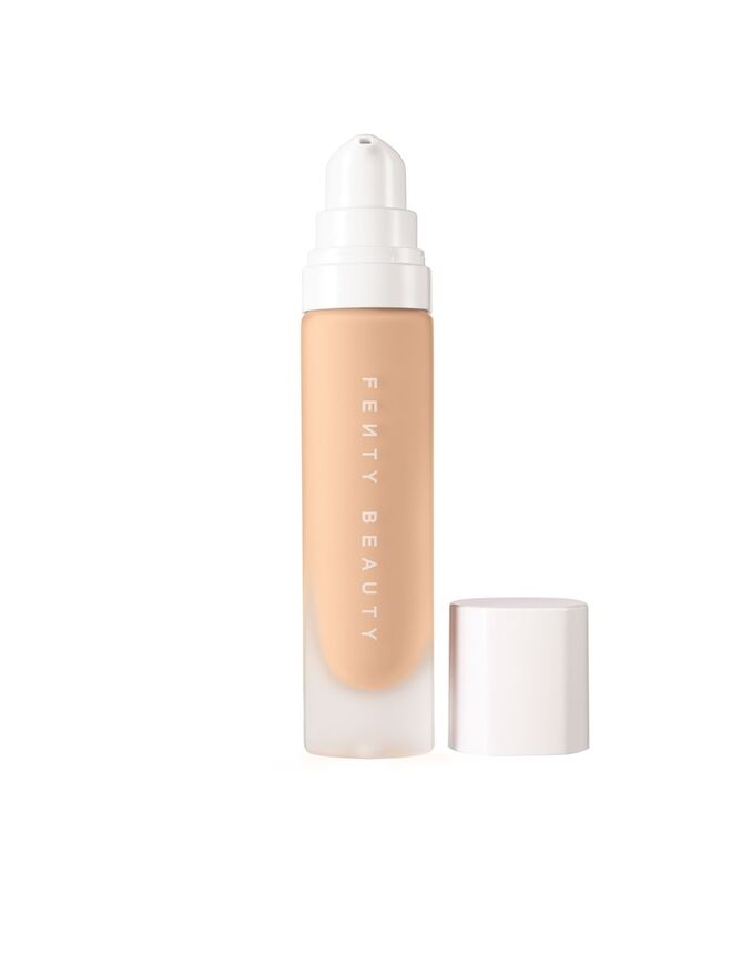 Pro Filt’r Soft Matte Longwear Foundation no tom 110, €33,95, Fenty Beauty, na Sephora
