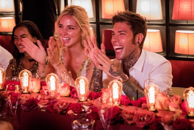 Chiara e Fedez no seu rehearsal dinner, a 31 de agosto