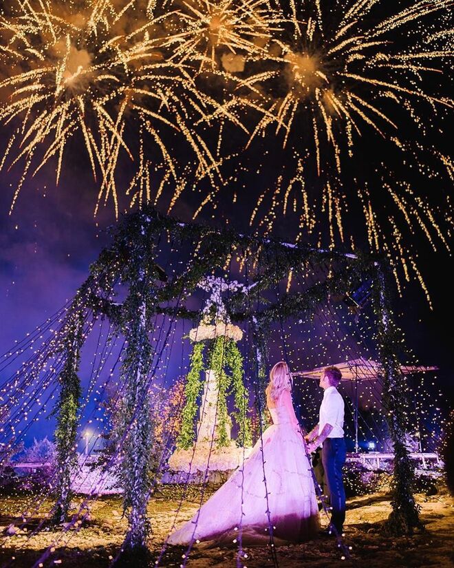 Fogos de artifício após a cerimónia #TheFerragnez