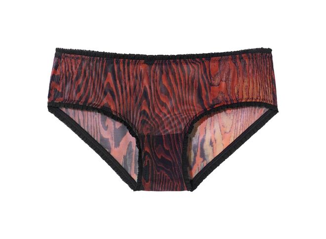 Cueca, €9,99, H&M Studio