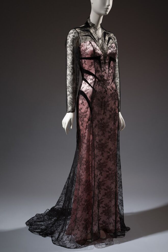 Vestido de noite de Thierry Mugler, 1994.