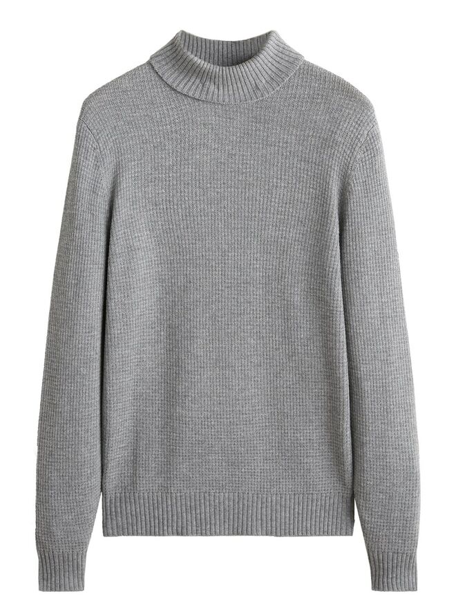 Blusa de gola, €39,99, Mango