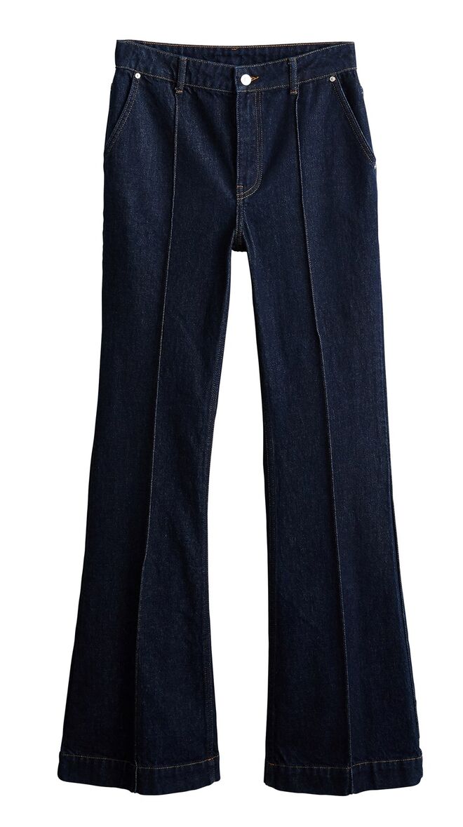 Calça de ganga, €39,99, Mango