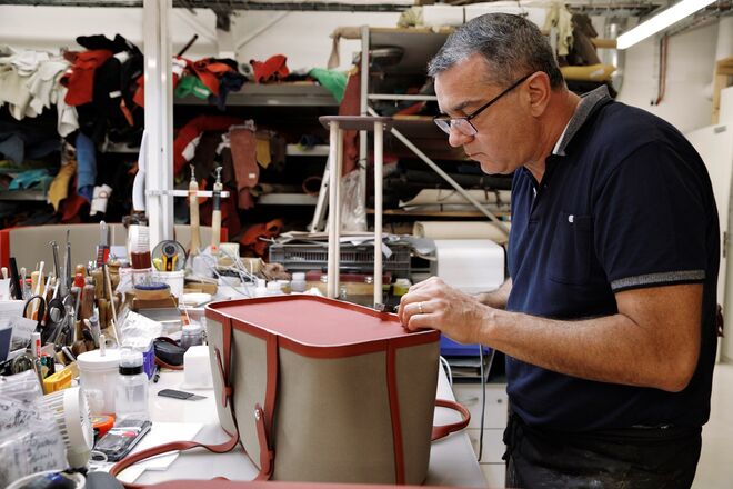 O interior do atelier Petit h, em Paris.