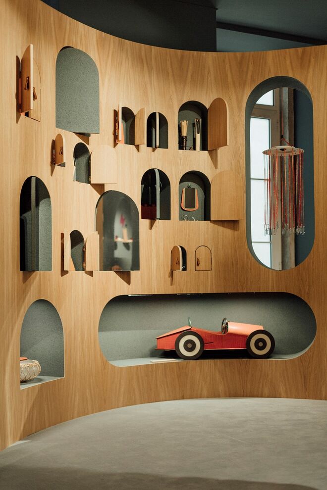 A instalação no interior da loja Hermès, em Lisboa.