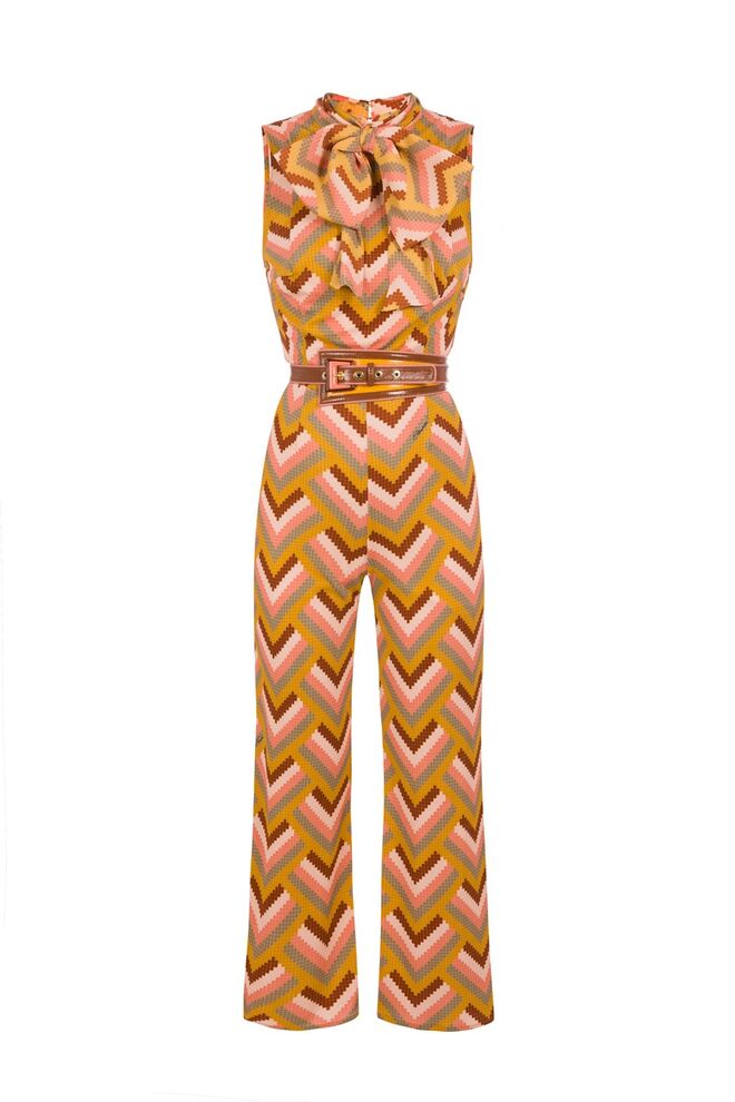 Macacão, €586, Elisabetta Franchi