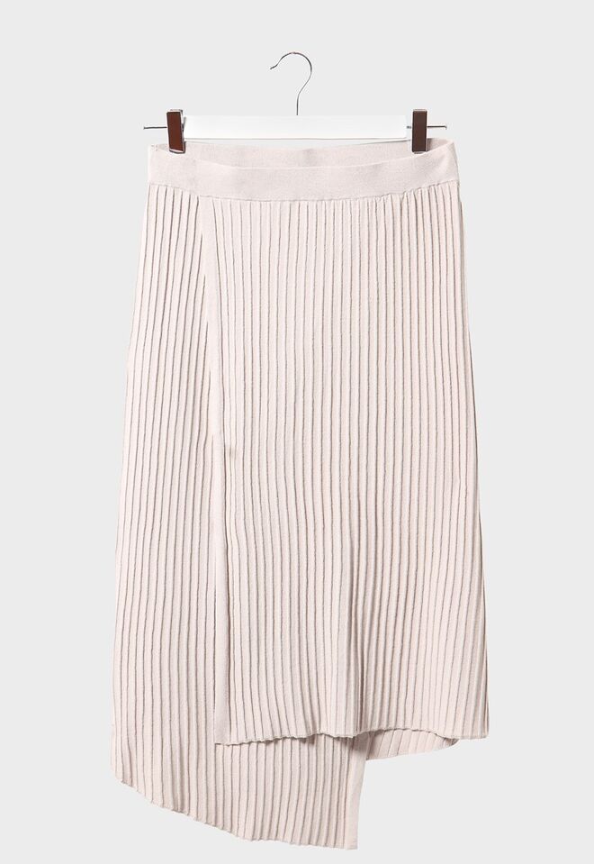 Saia branca, €145, Stefanel