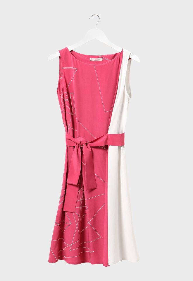 Vestido curto, €195, Stefanel