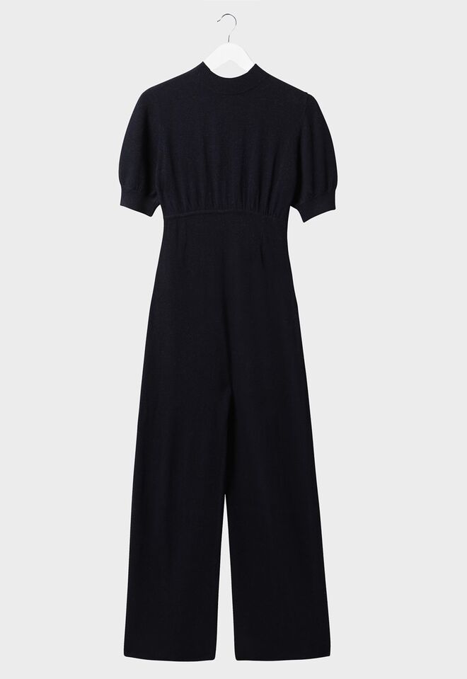 Macacão azul escuro, €175, Stefanel