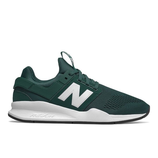 Sapatilha man 247 Modern Essential, €95, New Balance