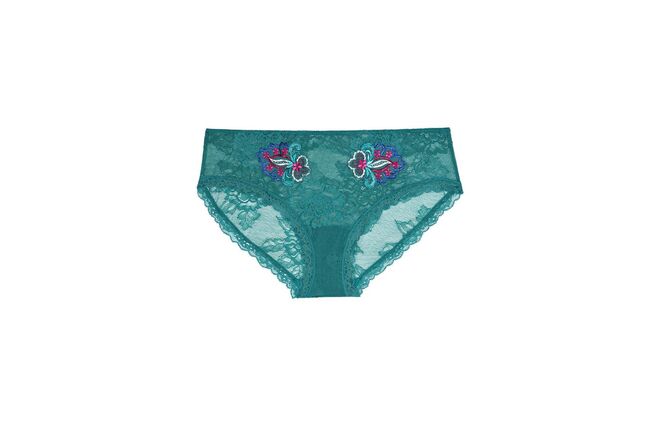 Cueca de renda Colorful Dream, €15,90, Intimissimi