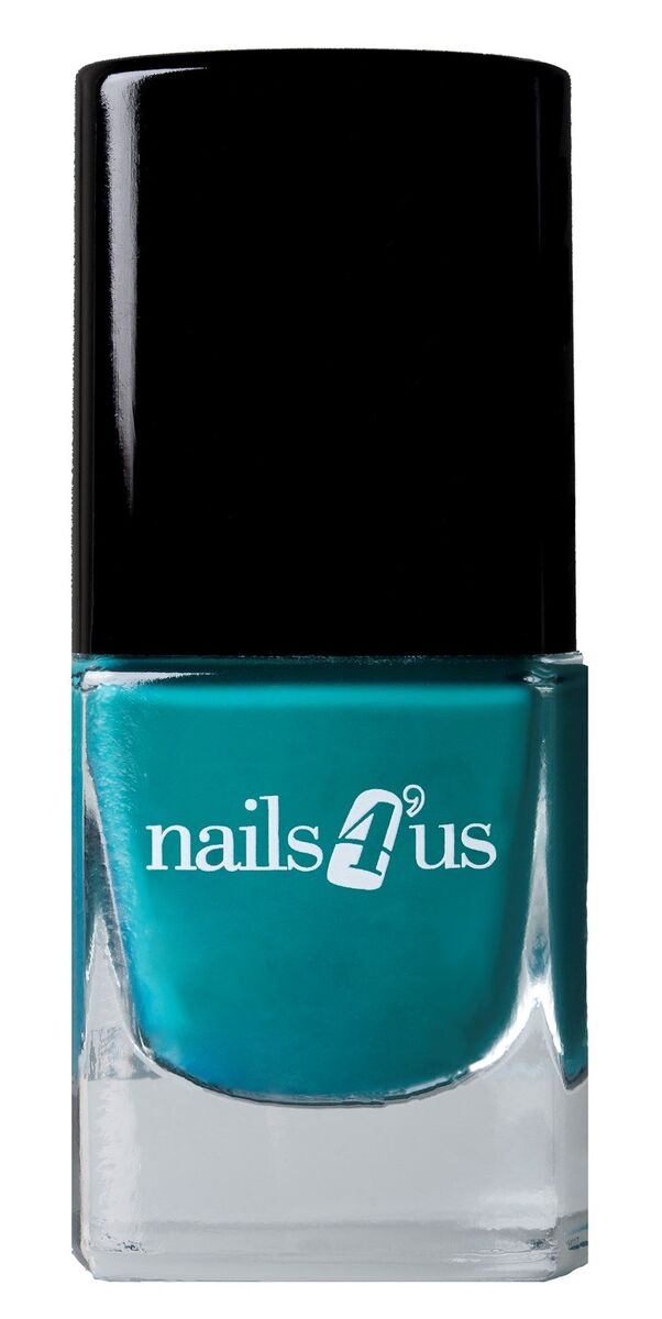 Verniz gel no tom Zanzibar (também disponível em gel), €11,90, Nails4'US 
