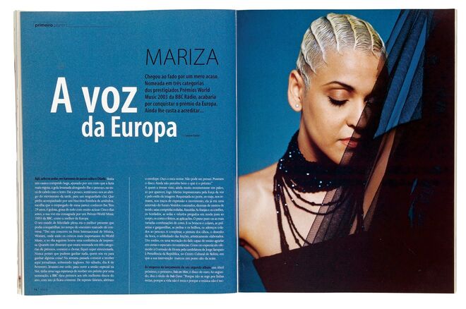 Mariza: a fadista numa altura em que estava nomeada em três categorias dos Prémios World Music 2003, da BBC Radio. Em 2003. Por Leonor Xavier.