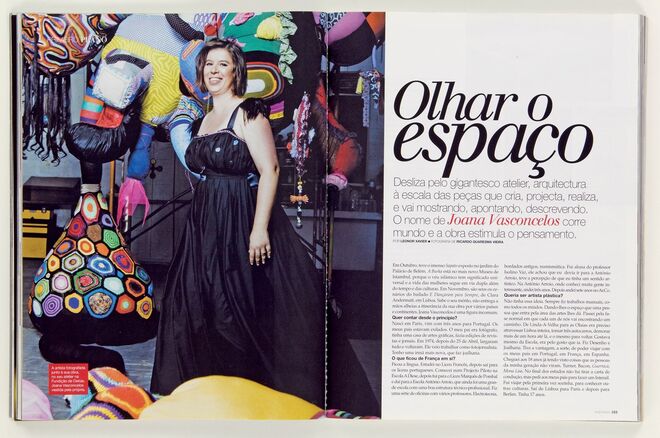 Joana Vasconcelos, uma artista à escala mundial. Em 2007. Por Leonor Xavier. Fotografia: Ricardo Quaresma Vieira.