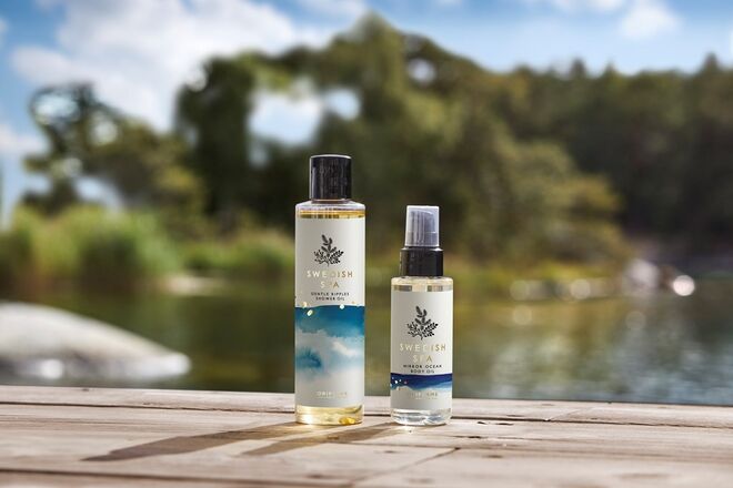 Swedish Spa Óleo Corporal, 100 ml, €15, e Swedish Spa Óleo de Duche, 200 ml, €17, Oriflame