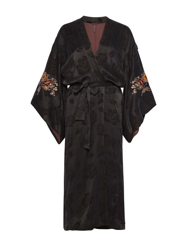 Robe, €199.90, Rituals