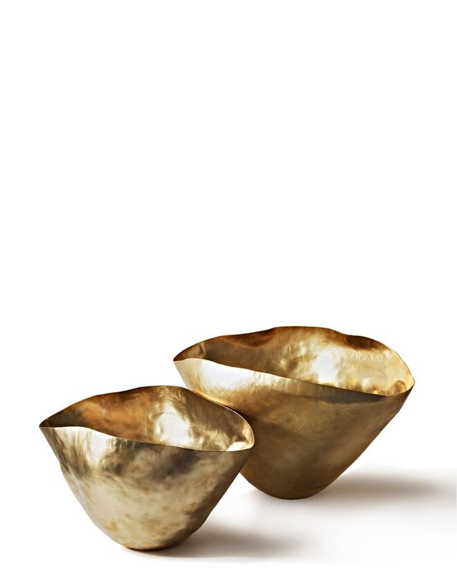 Vasos, €380, Tom Dixon, em yoox.com 