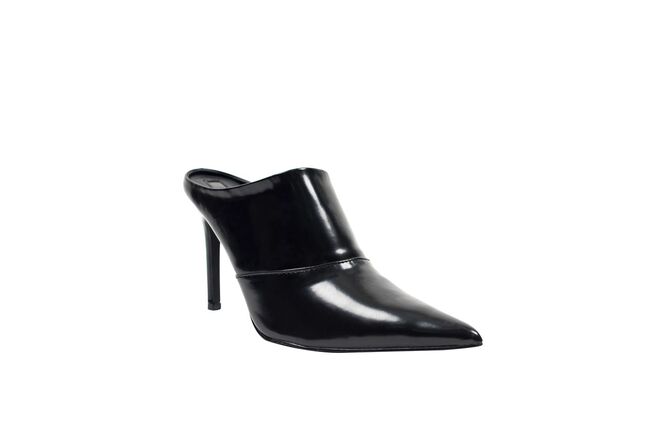 Sapatos, €29.95, Forever 21