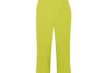 Jumpsuit, €2045, Brandon Maxwell, em net-a-porter.com 