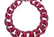Colar Tabloid, €699, Swarovski 