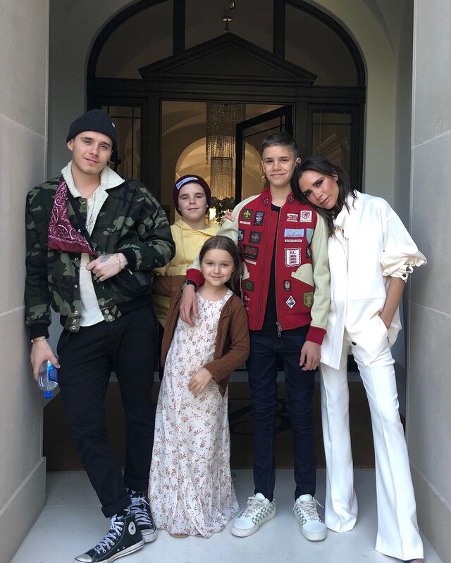 Brooklyn, Cruz, Harper Seven e Romeo James | Pais: David e Victoria Beckham