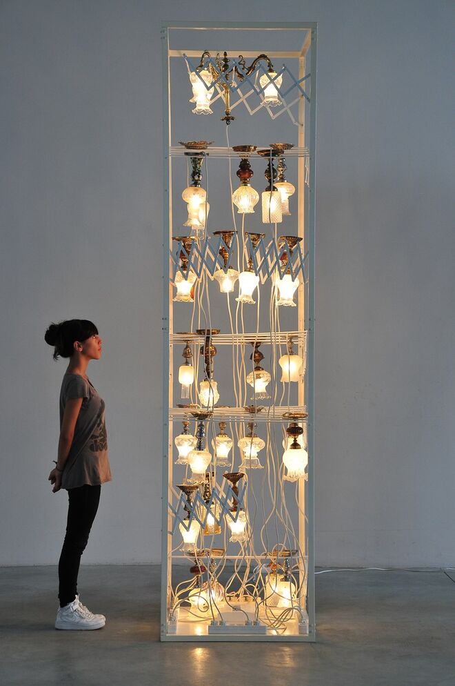 Deslunado, Joana Vasconcelos, 2004. Exposição Joana Vasconcelos, I Want to Break Free, em Estrasburgo.