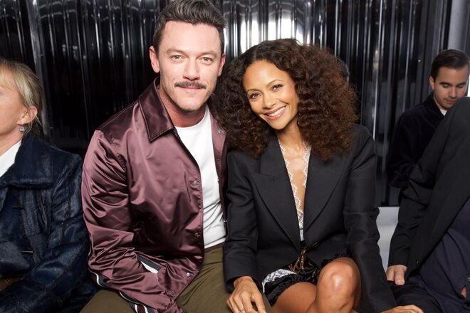 Luke Evans e Thandie Newton