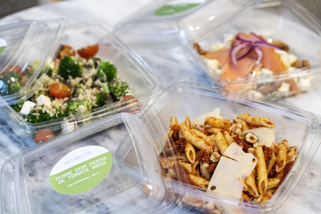 Saladas outonais do Delidelux Avenida 