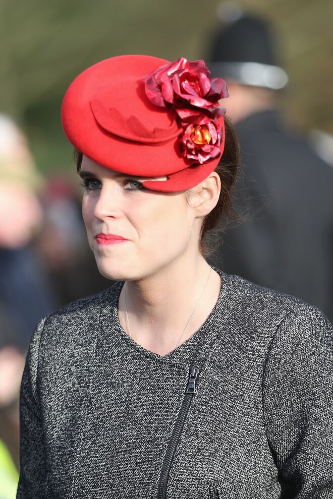 Eugenie no Christmas Day em Sandringham, a 25 de dezembro de 2016