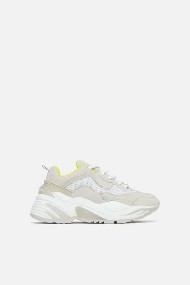 Ténis com sola maxi, €79.95, Zara