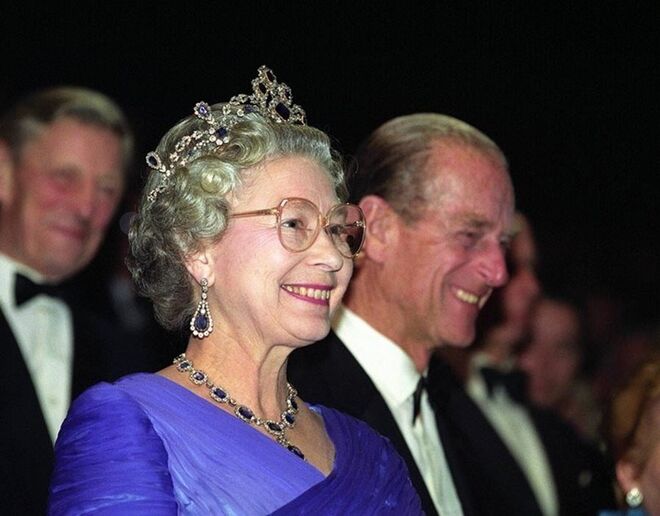 Tiara de Safiras de George VI 