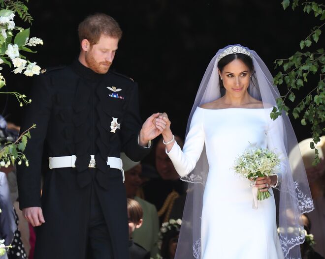 Meghan Markle | O vestido foi desenhado por Clare Waight Keller, diretora criativa da Givenchy, que privilegiou a simplicidade 