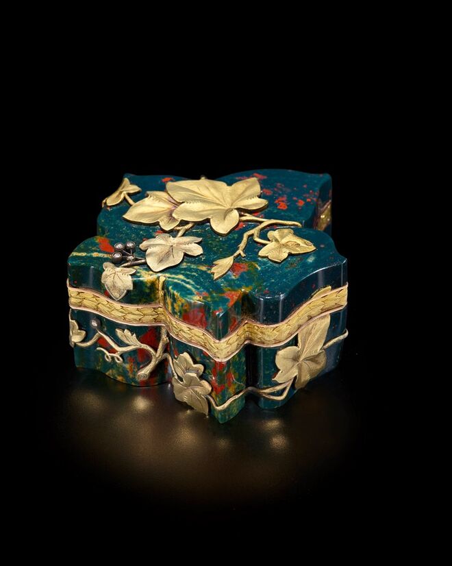 Caixa em forma de folha, Fabergé, 1899/1908. Exposição Fabergé Rediscovered.