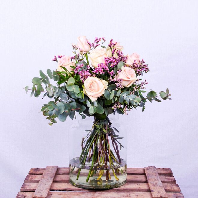 Bouquet Sunday Monday, €28, Colvin
