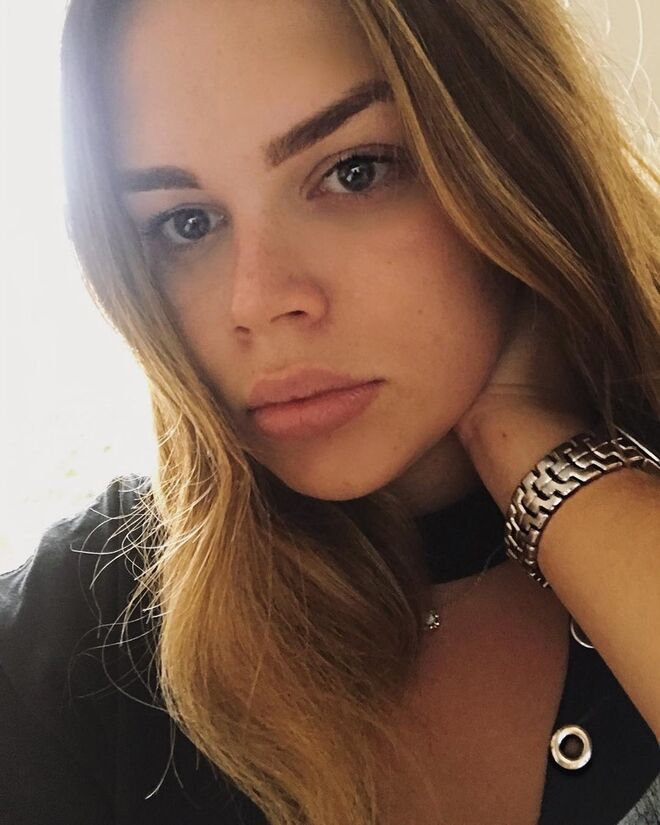 Camille Gottlieb - Meia-irmã de Pauline Ducruet, Camille é também filha da princesa Stéphanie do Mónaco e de Jean Raymond Gottlieb, um ex-guarda-costas da sua mãe.