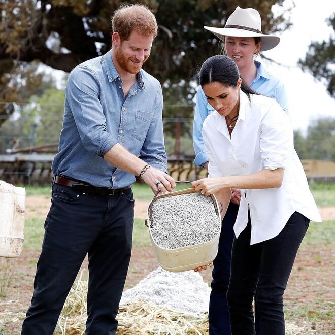 O Duque e a Duquesa de Sussex, em Dubbo, na Mountain View Farm;
