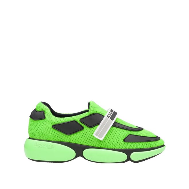 Ténis, €620, Prada 